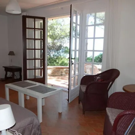 Climatisee 2 Avec Terrasse Et Garage - Fr-1-100-199