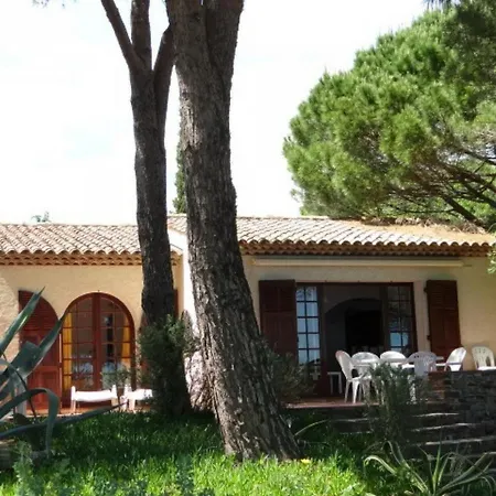 Climatisee 2 Avec Terrasse Et Garage - Fr-1-100-199 Cavalaire-sur-Mer