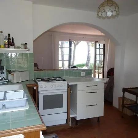 Climatisee 2 Avec Terrasse Et Garage - Fr-1-100-199 Villa *