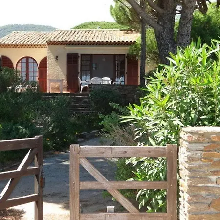 Climatisee 2 Avec Terrasse Et Garage - Fr-1-100-199 * Cavalaire-sur-Mer